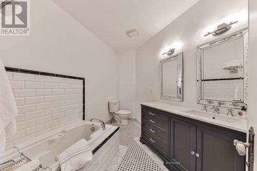 5 - 32 Gothic Avenue, Toronto, ON - Indoor Photo Showing Bathroom