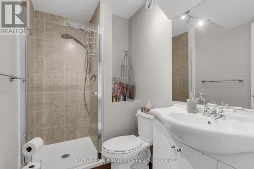 1616 Crimson Crescent, Kingston (City Northwest), ON - Indoor Photo Showing Bathroom