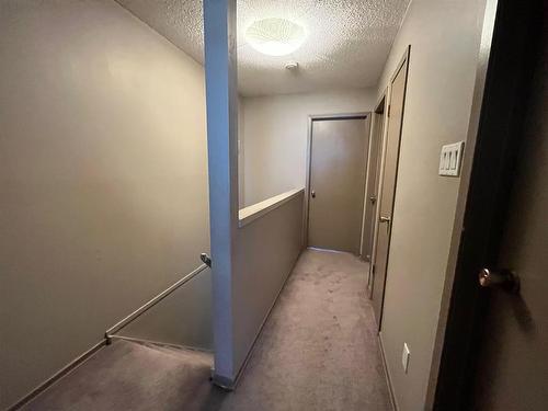 197 Bluewater Crescent, Winnipeg, MB - Indoor Photo Showing Other Room