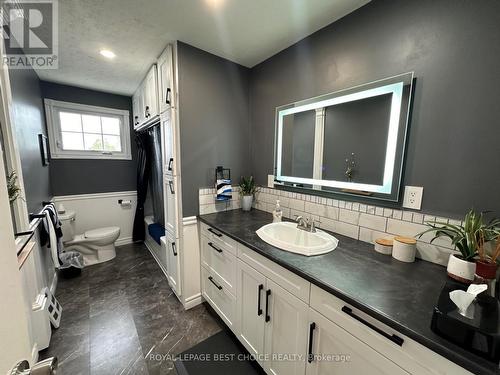 888144 Hwy 65 W, Timiskaming Remote Area, NU - Indoor Photo Showing Bathroom