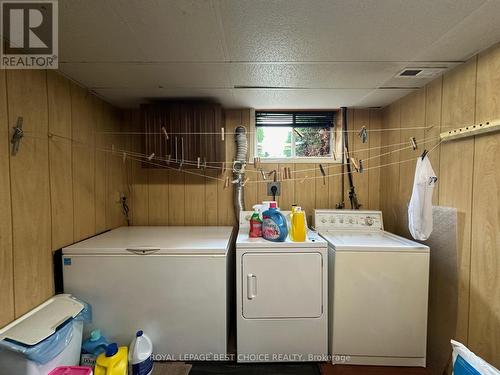 888144 Hwy 65 W, Timiskaming Remote Area, NU - Indoor Photo Showing Laundry Room