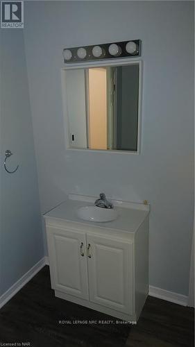 639 King Street, Welland (773 - Lincoln/Crowland), ON - Indoor Photo Showing Laundry Room