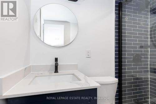 1A - 38 Leuty Avenue, Toronto, ON - Indoor Photo Showing Bathroom