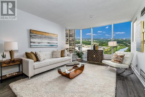 3407 - 1 Palace Pier Court, Toronto, ON - Indoor Photo Showing Living Room