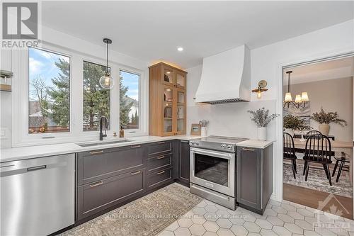 9 Delamere Drive, Ottawa, ON - Indoor Photo Showing Kitchen