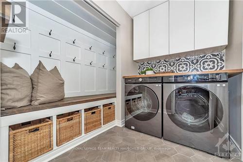 9 Delamere Drive, Ottawa, ON - Indoor Photo Showing Laundry Room