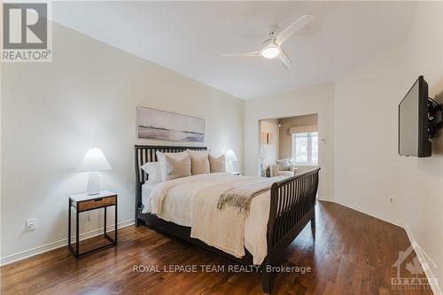 2 Kinmount Private, Ottawa, ON - Indoor Photo Showing Bedroom