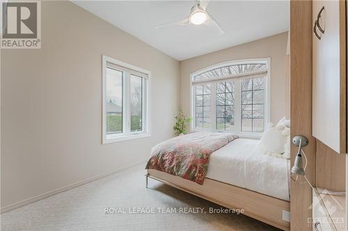 2 Kinmount Private, Ottawa, ON - Indoor Photo Showing Bedroom