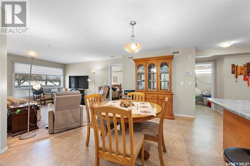 111 215 Smith Street N, Regina, SK - Indoor Photo Showing Dining Room