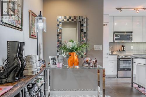 802 - 8 Dovercourt Road, Toronto, ON - Indoor Photo Showing Kitchen With Upgraded Kitchen