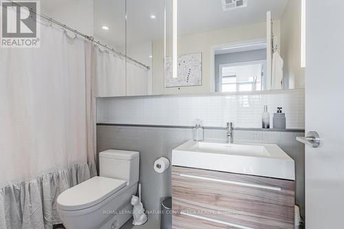 802 - 8 Dovercourt Road, Toronto, ON - Indoor Photo Showing Bathroom