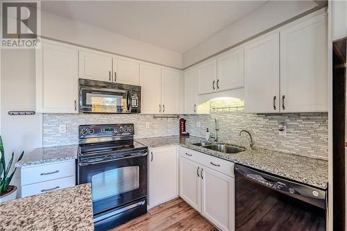 312 Parkvale Drive, Kitchener, ON - Indoor Photo Showing Kitchen With Double Sink