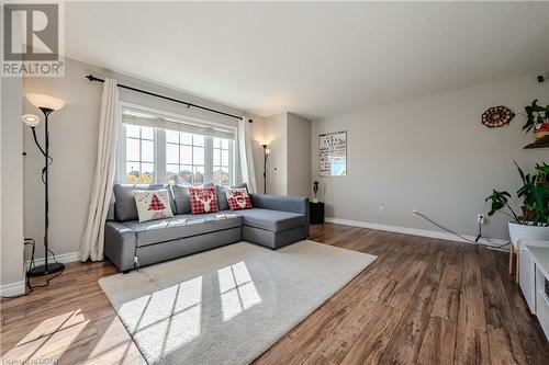 312 Parkvale Drive, Kitchener, ON - Indoor Photo Showing Living Room