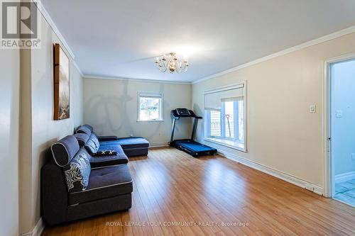 19 Westwood (Upper) Lane, Richmond Hill, ON - Indoor