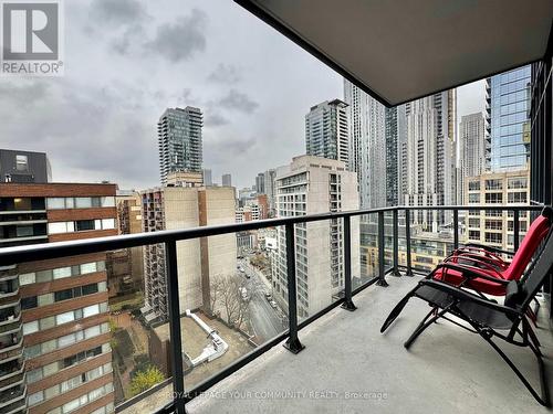 1307 - 32 Davenport Road, Toronto, ON - Outdoor