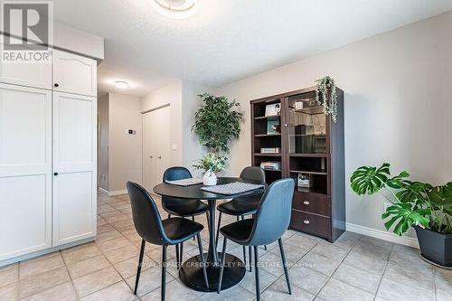 554 Dansbury Drive, Waterloo, ON - Indoor Photo Showing Dining Room