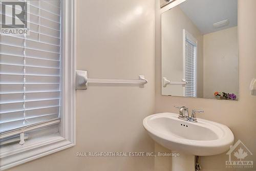 324 River Landing Avenue, Ottawa, ON - Indoor Photo Showing Bathroom