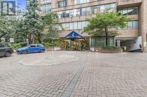 1011 - 44 St. Joseph Street, Toronto, ON - Outdoor