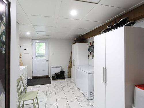 Laundry room - 60 Rue Lacombe, Notre-Dame-De-Lourdes, QC - Indoor Photo Showing Other Room