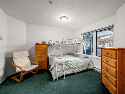 113-1320 Henry Rd, Courtenay, BC - Indoor Photo Showing Laundry Room