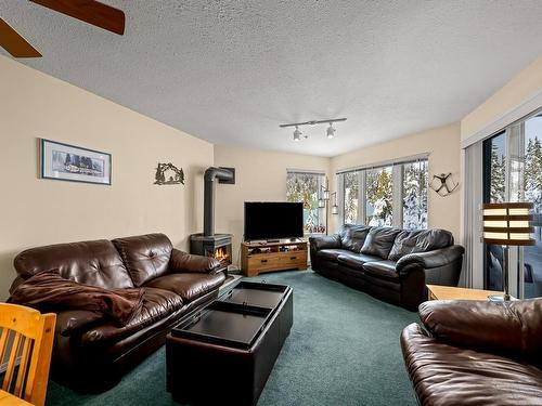 113-1320 Henry Rd, Courtenay, BC - Indoor Photo Showing Dining Room