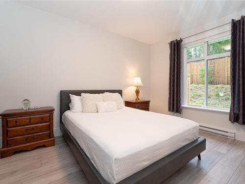 37-300 Grosskleg Way, Lake Cowichan, BC - Indoor Photo Showing Bedroom