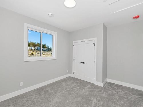 7065 Brailsford Pl, Sooke, BC - Indoor Photo Showing Other Room