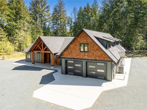 1940 Timberlake Pl, Qualicum Beach, BC 