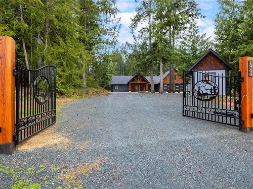 1940 Timberlake Pl, Qualicum Beach, BC 