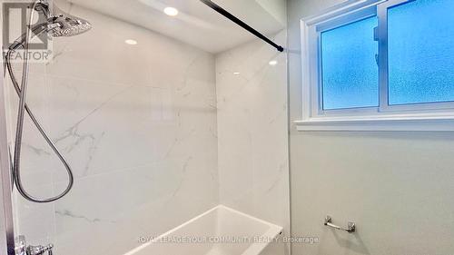 203 Mccraney Street W, Oakville, ON - Indoor Photo Showing Bathroom