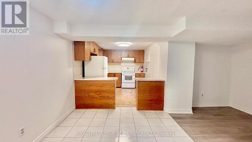 203 Mccraney Street W, Oakville, ON - Indoor Photo Showing Kitchen