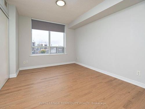 1214-1369 Bloor St W, Toronto, ON - Indoor Photo Showing Other Room