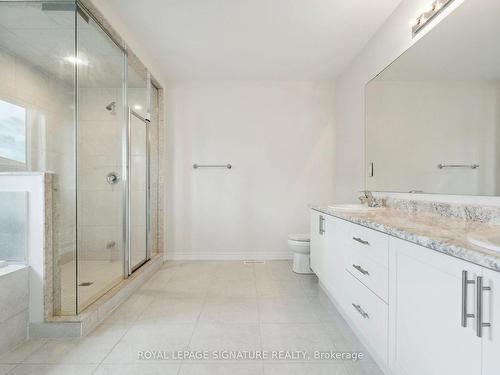 28 Tamworth Terr, Barrie, ON - Indoor Photo Showing Bathroom