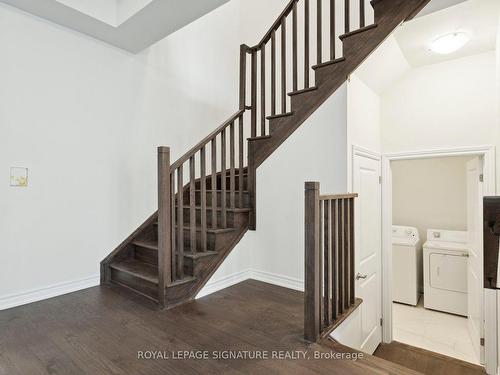 28 Tamworth Terr, Barrie, ON - Indoor Photo Showing Laundry Room