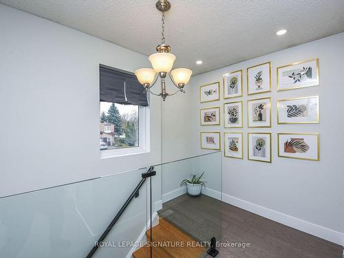 4 Greenleaf Cres, Brampton, ON - Indoor Photo Showing Other Room