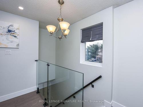 4 Greenleaf Cres, Brampton, ON - Indoor Photo Showing Other Room