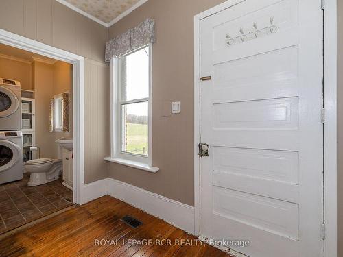 204117 Highway 26, Meaford, ON - Indoor Photo Showing Laundry Room