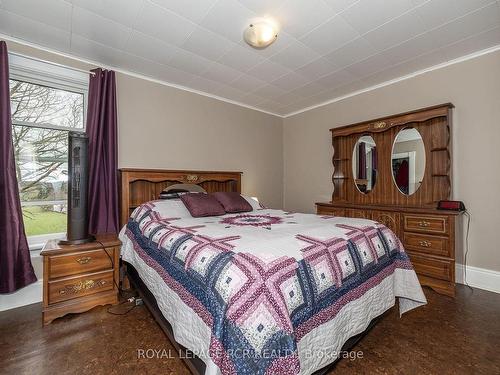 204117 Highway 26, Meaford, ON - Indoor Photo Showing Bedroom