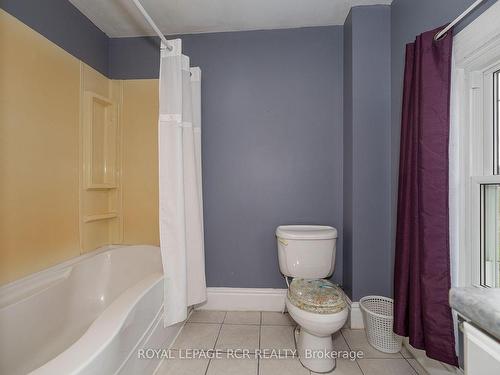 204117 Highway 26, Meaford, ON - Indoor Photo Showing Bathroom