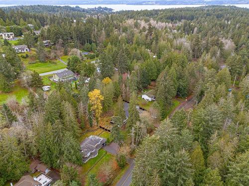 1077 Lands End Rd, North Saanich, BC 