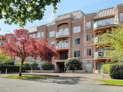 209-405 Quebec St, Victoria, BC - Outdoor With Facade