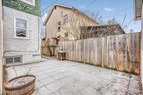 271 Queenston St, Winnipeg, MB 