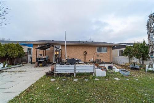 722 Leila Ave, Winnipeg, MB 