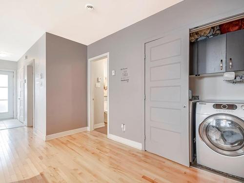 Laundry room - 7902 Boul. Lévesque E., Laval (Duvernay), QC - Indoor Photo Showing Laundry Room