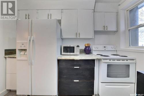 1530 Montague Street, Regina, SK - Indoor Photo Showing Kitchen