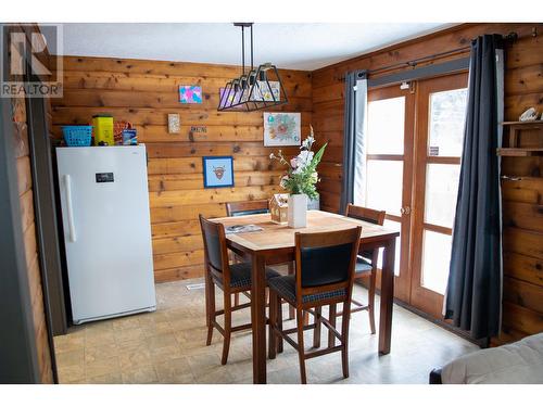 1344 Lakeview Drive, Quesnel, BC - Indoor Photo Showing Dining Room