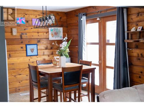 1344 Lakeview Drive, Quesnel, BC - Indoor Photo Showing Dining Room