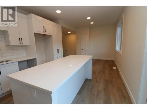 802 4274 22Nd Avenue, Prince George, BC - Indoor Photo Showing Kitchen With Double Sink