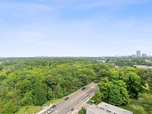 1506-1101 Leslie St, Toronto, ON - Outdoor With View