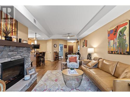 2760 Auburn Road Unit# 103 Lot# Lot 72, West Kelowna, BC - Indoor Photo Showing Living Room With Fireplace